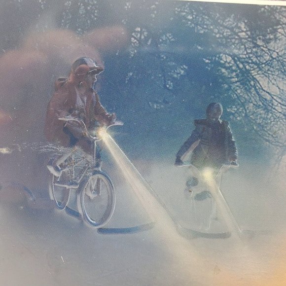 Vintage Loungefly Stranger Things Lunch Box Metal Rare Collectible Netflix - Picture 4 of 13